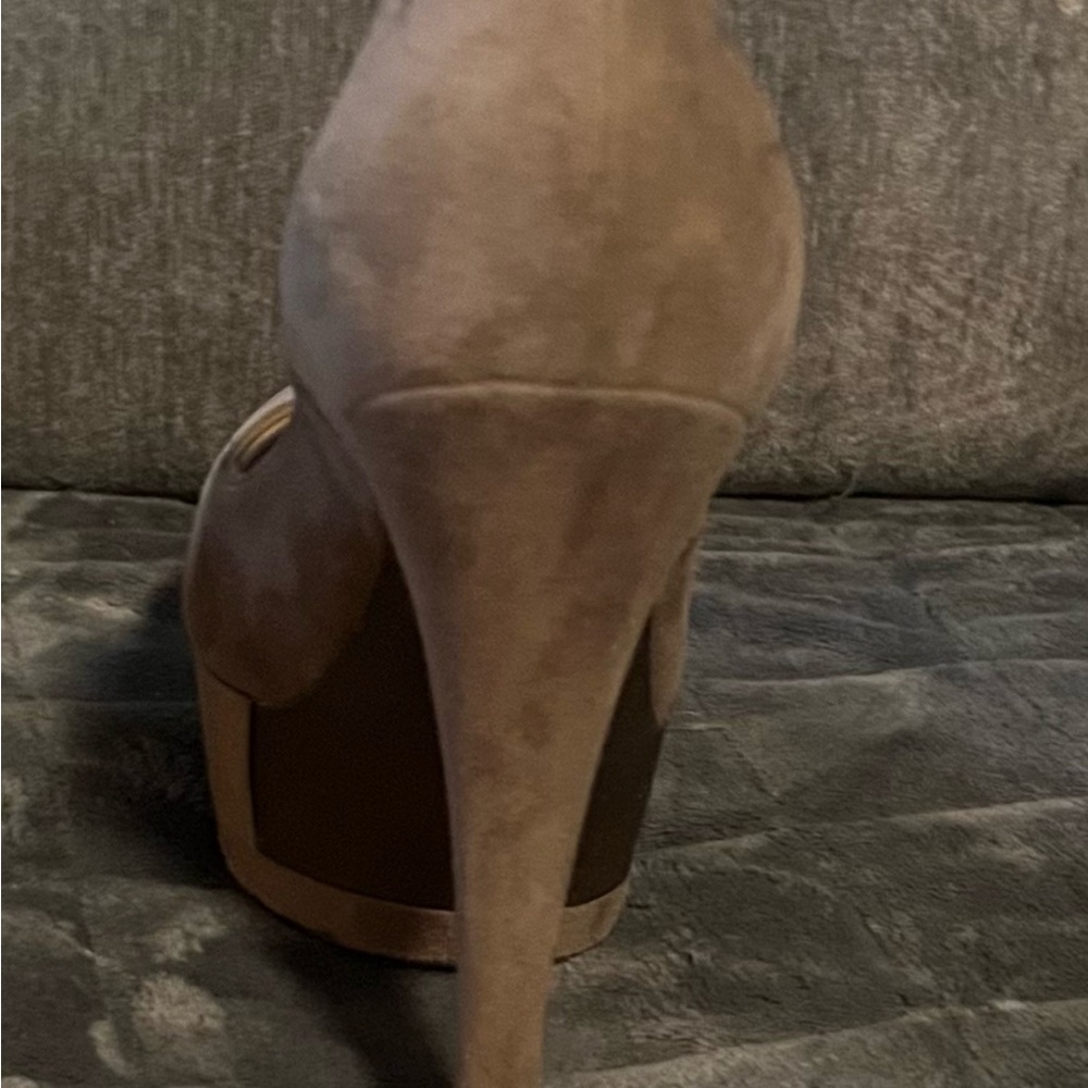 Casadei Tan Platform Heels - Picture 10 of 15